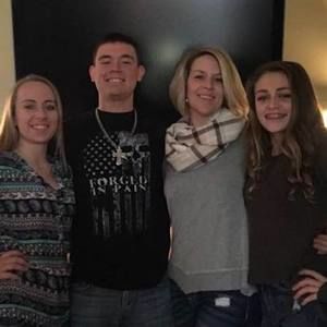 Meet your Posher, Angela